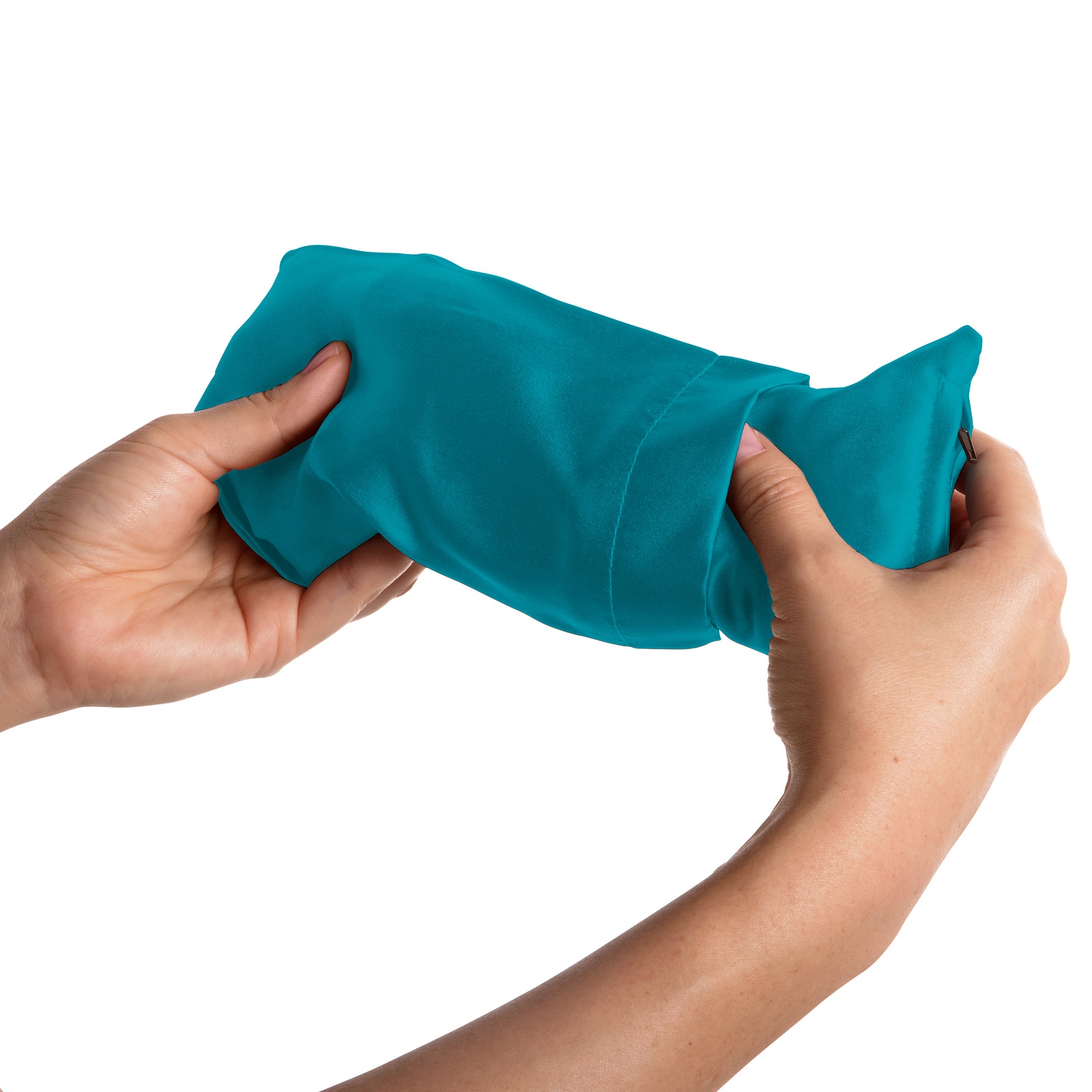 Holistic Alchemy therapeutisch oogkussen die uit de hoes wordt gehaald